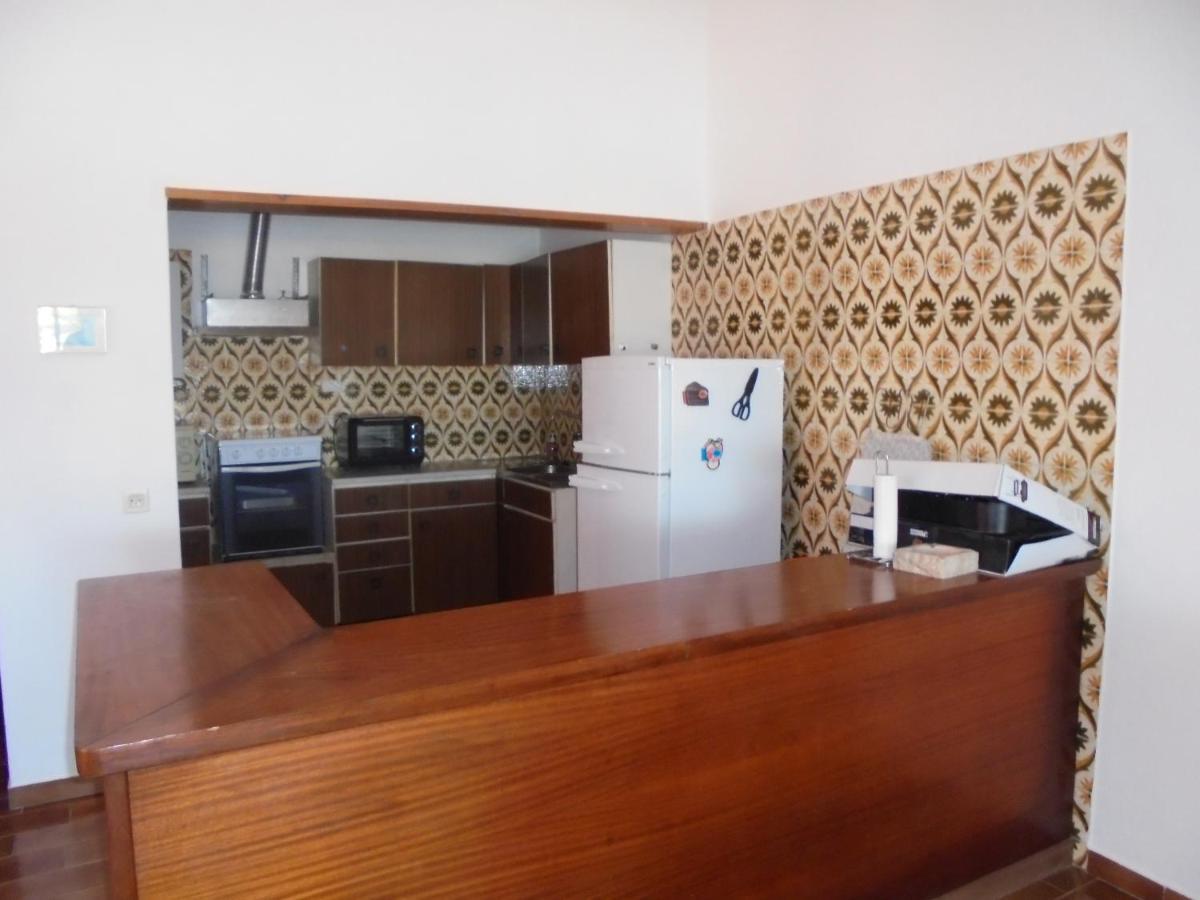 Ema'S Beach And Nightlife House Apartment Lagos Ngoại thất bức ảnh